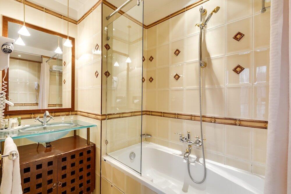 Bathroom – Villa Panthéon