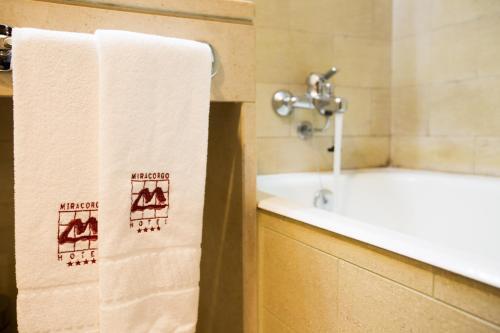 Foto del baño de Hotel Mira Corgo