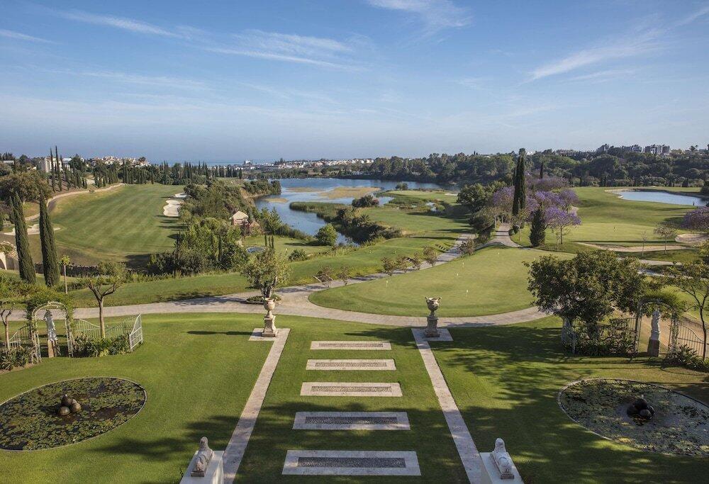 Foto de una habitación de Anantara Villa Padierna Palace Benahavís Marbella Resort - A Leading Hotel of the World