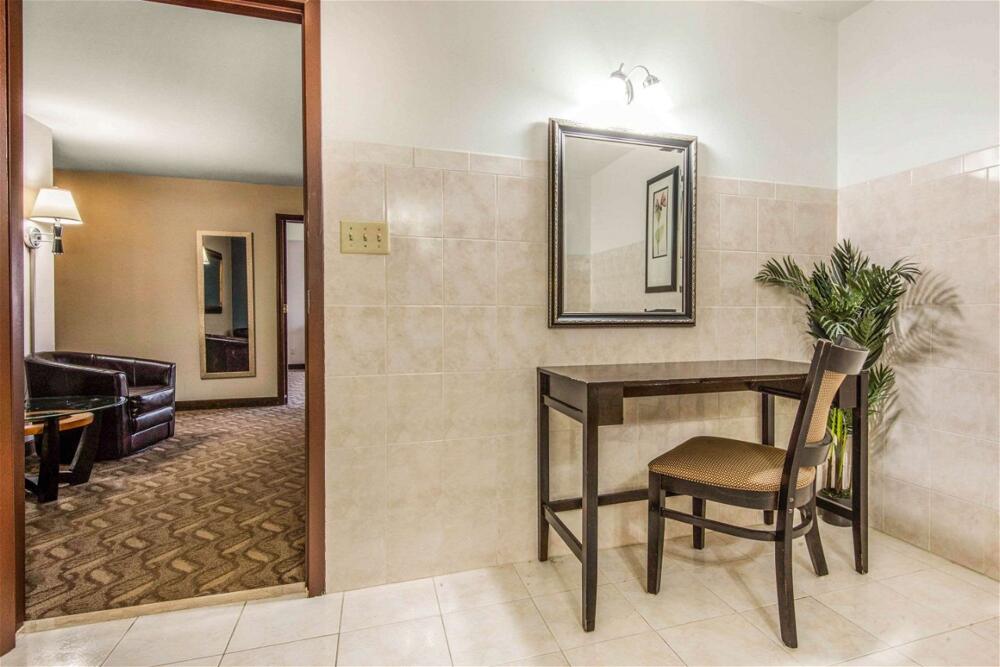 Foto de una habitación de Hotel Quality Inn Niagara Falls
