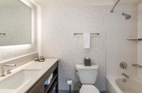 Foto del baño de Crowne Plaza Seattle, an IHG Hotel with no Resort Fee
