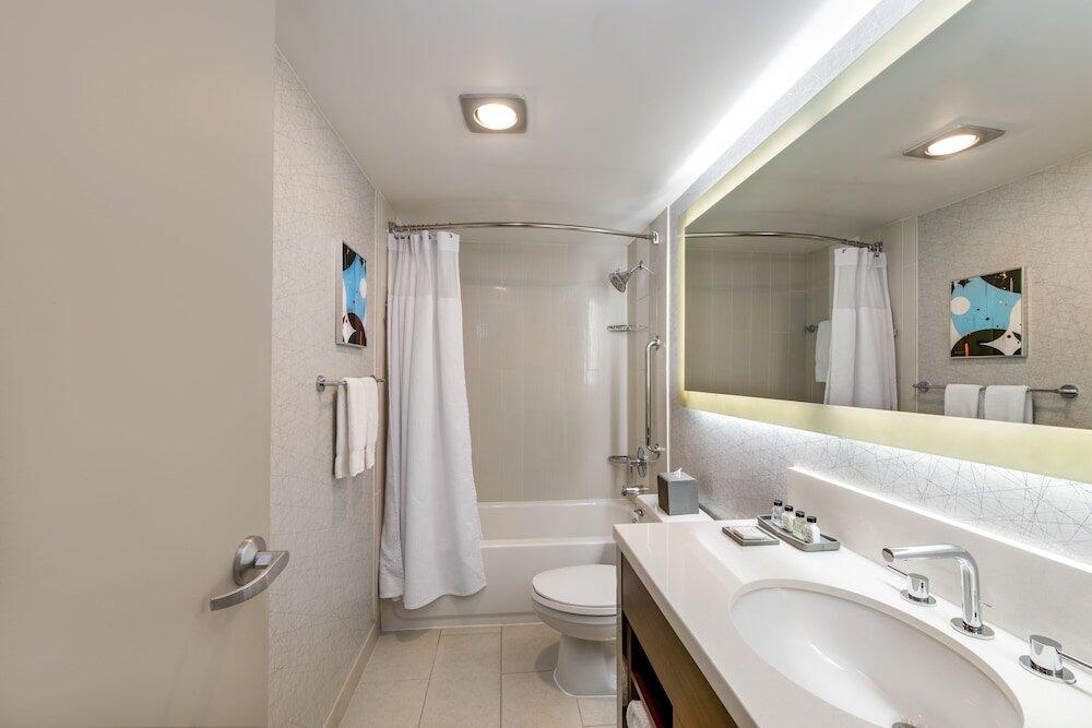 Foto del baño de Crowne Plaza Seattle, an IHG Hotel with no Resort Fee