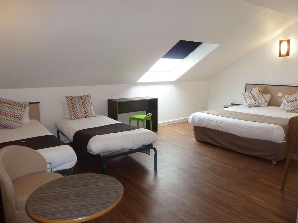 Foto de una habitación de Hotel Campanile Le Mans Centre Est