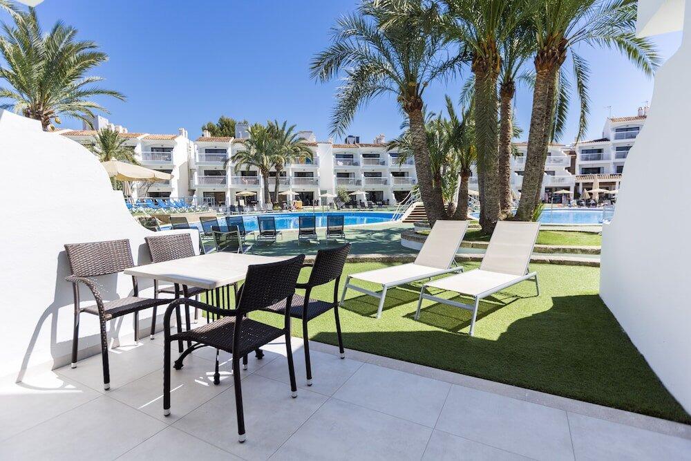 Foto de una habitación de Aparthotel Playas Ca&amp;#039;s Saboners