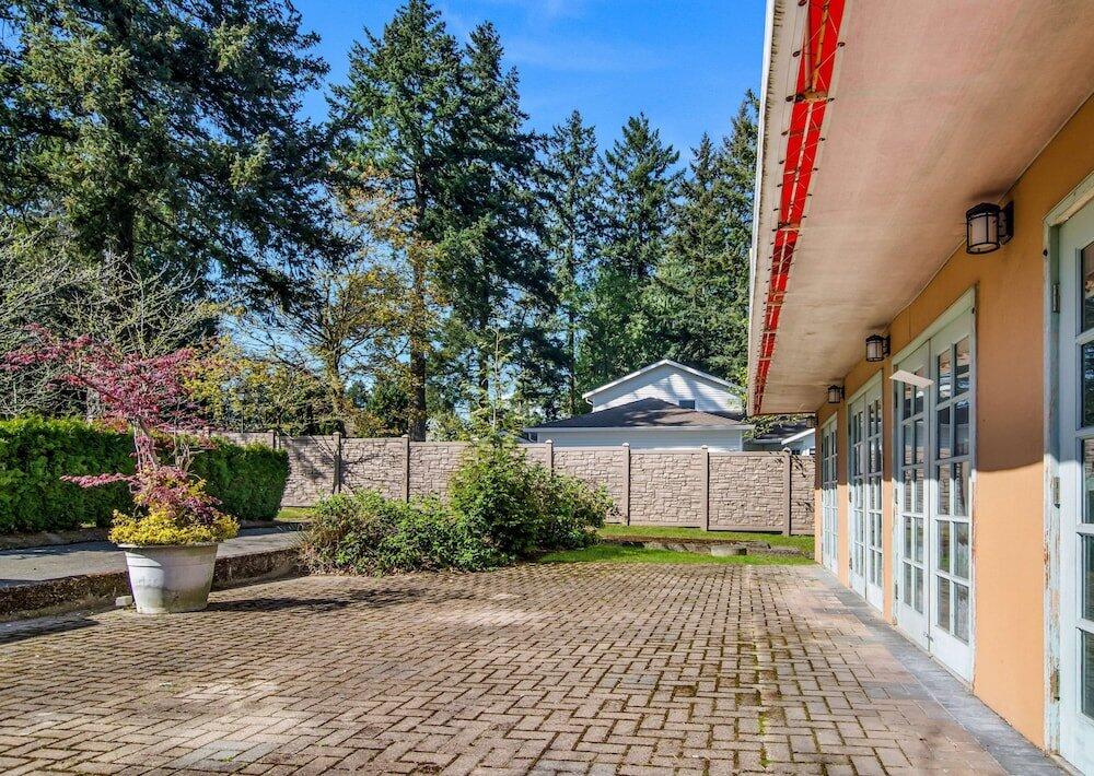 Foto del exterior de Motel 6 Surrey, Bc