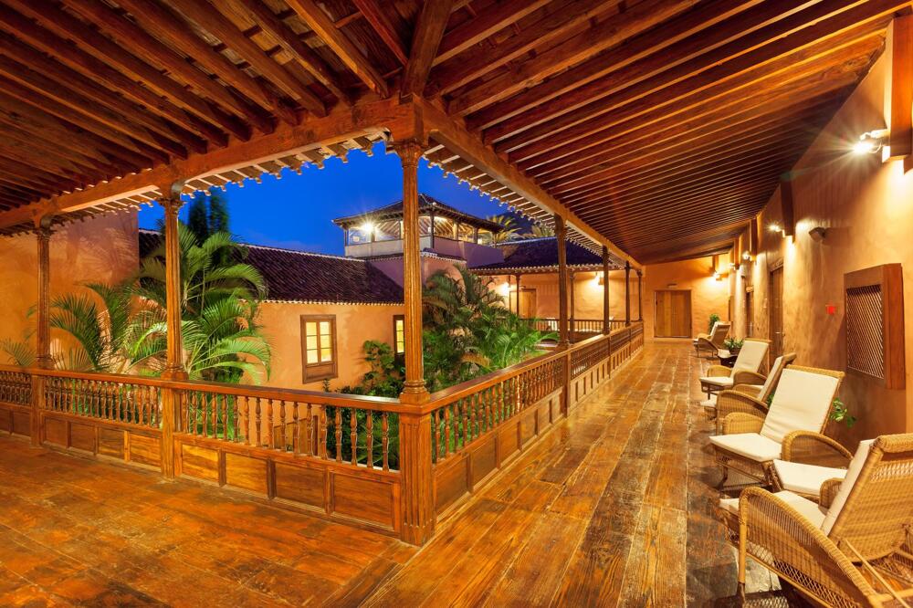 Foto general de Hotel LIVVO La Quinta Roja