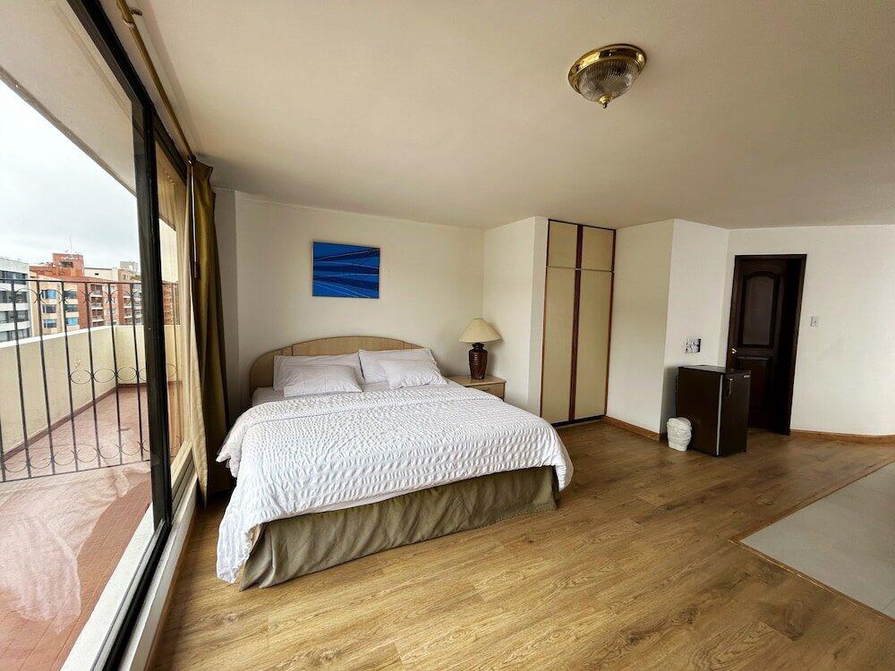 Foto de una habitación de Stanford Suites Hotel