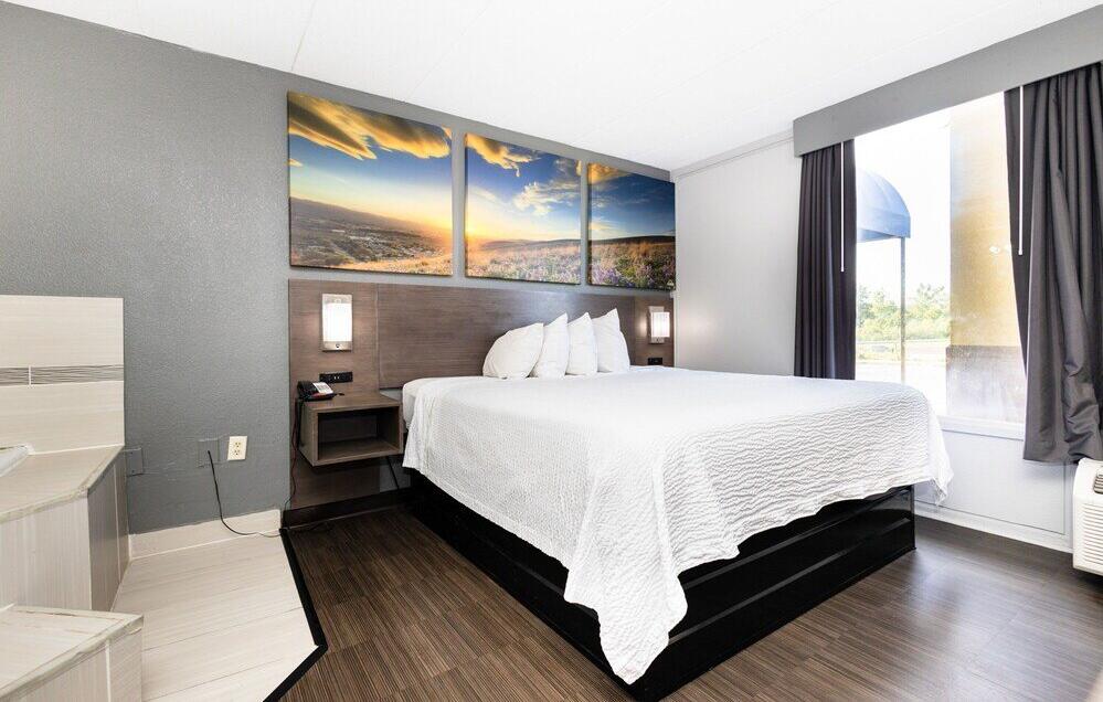 Foto de una habitación de Hotel Days Inn by Wyndham Sharonville