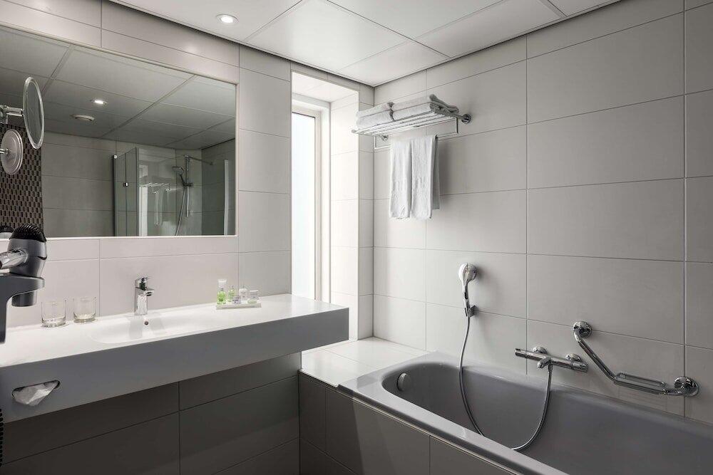 Foto del baño de Hotel NH Noordwijk Conference Centre Leeuwenhorst