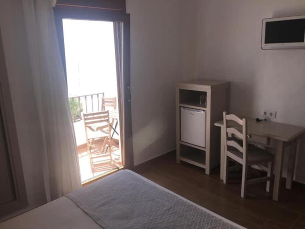 Foto de una habitación de Hotel Almadrabeta