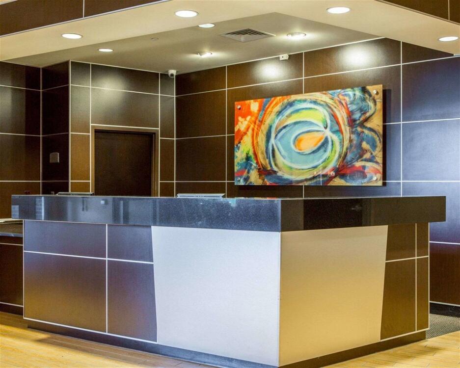 Common areas – Cambria Hotel Traverse City