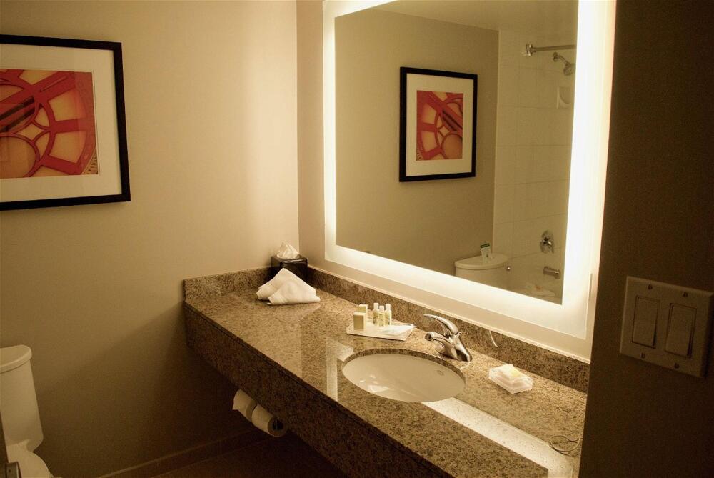 Foto del baño de Holiday Inn Vancouver Airport Richmond, an IHG Hotel
