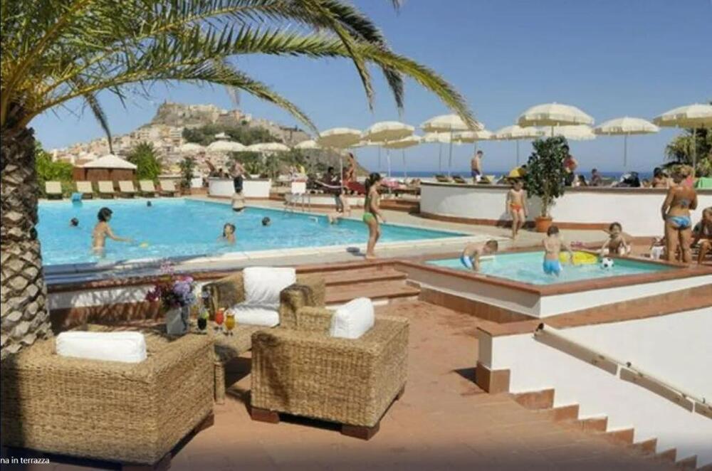 Foto de los servicios de Hotel LH Pedraladda Resort