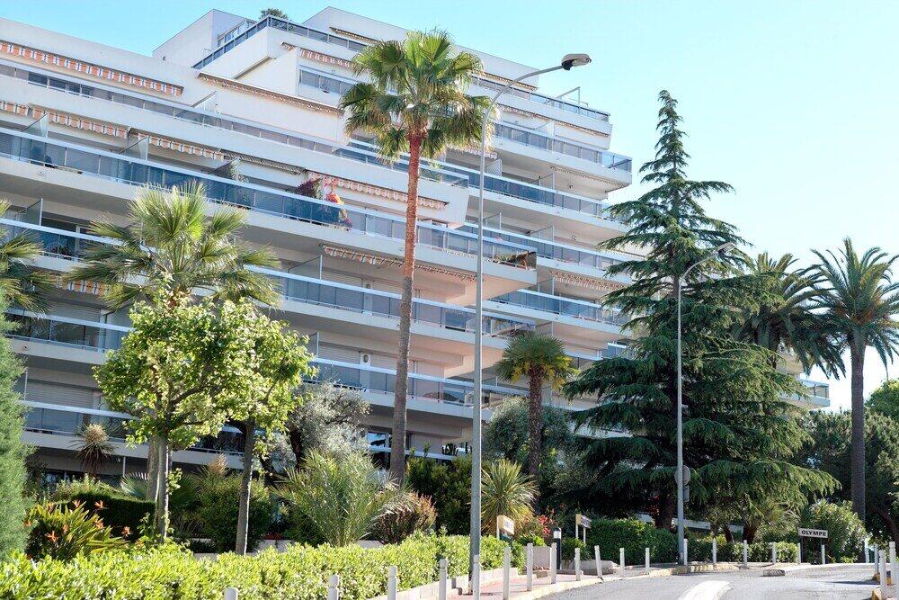 Foto del exterior de Pierre &amp;amp; Vacances Résidence La Rostagne