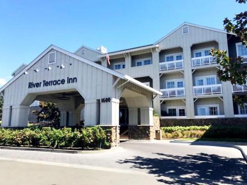 Foto del exterior de River Terrace Inn, a Noble House Hotel