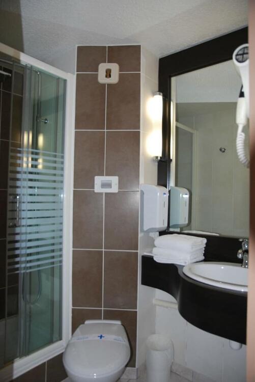 Foto del baño de Kyriad Evreux - Netreville