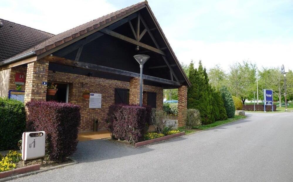 Foto del exterior de Kyriad Evreux - Netreville