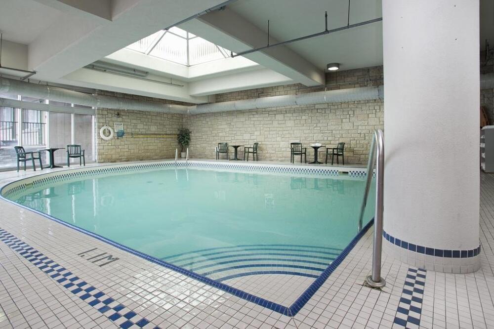 Foto de los servicios de The Falls Hotel &amp;amp; Inn