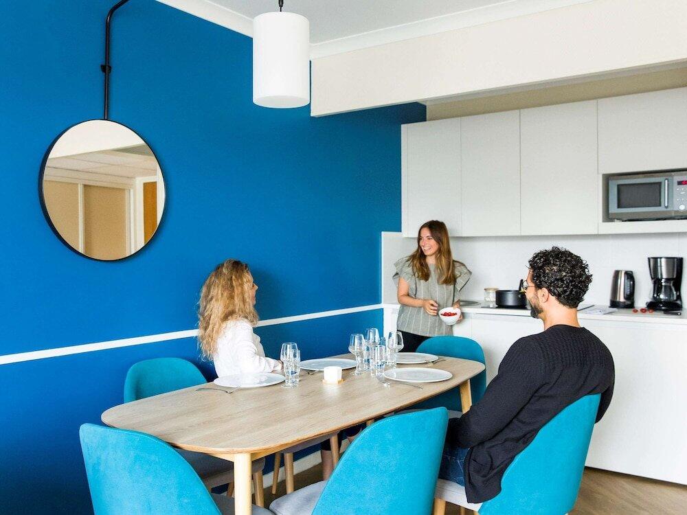 Foto de una habitación de Aparthotel Adagio Porte de Versailles