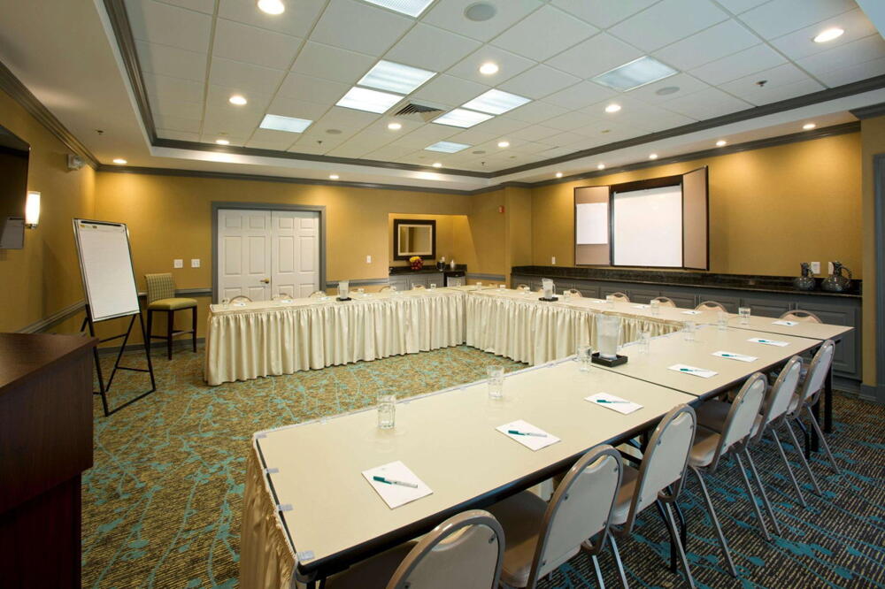 Foto de los servicios de Hotel Homewood Suites by Hilton Alexandria
