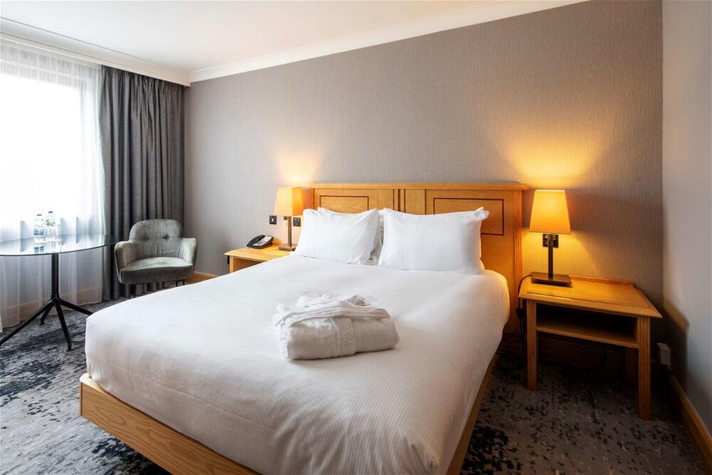 Foto de una habitación de Hotel DoubleTree by Hilton Swindon