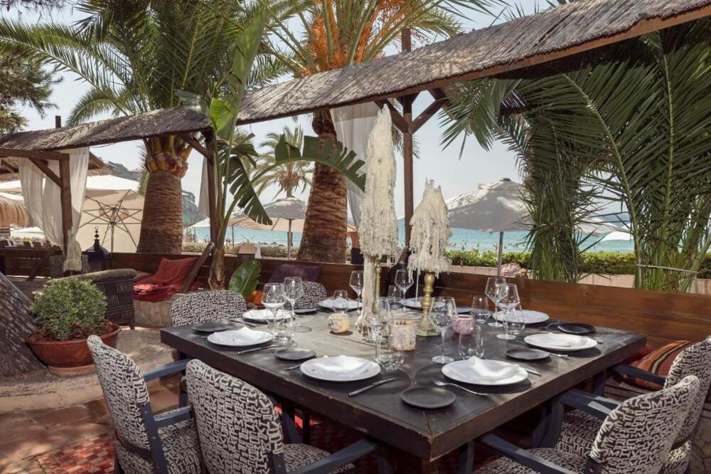 Foto de restauración de Be Live Adults Only La Cala Boutique Hotel