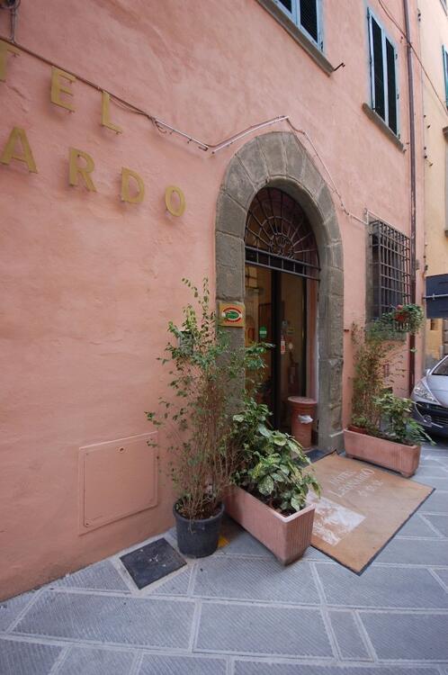 Foto del exterior de Hotel Leonardo
