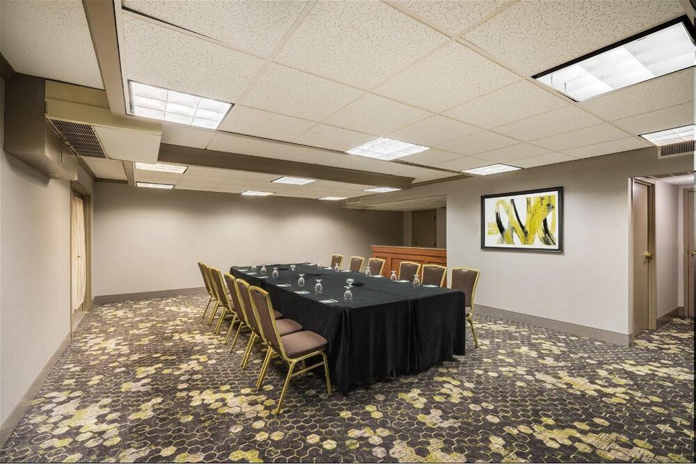 Foto general de enVision Hotel &amp;amp; Conference Center Mansfield-Foxboro