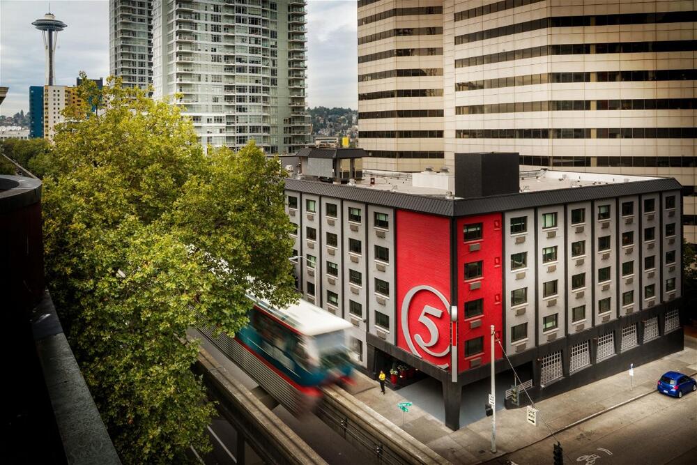 Foto del entorno de Staypineapple, Hotel FIVE, Downtown Seattle