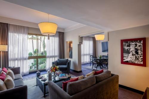 Foto de una habitación de Hotel La Tour Hassan Palace