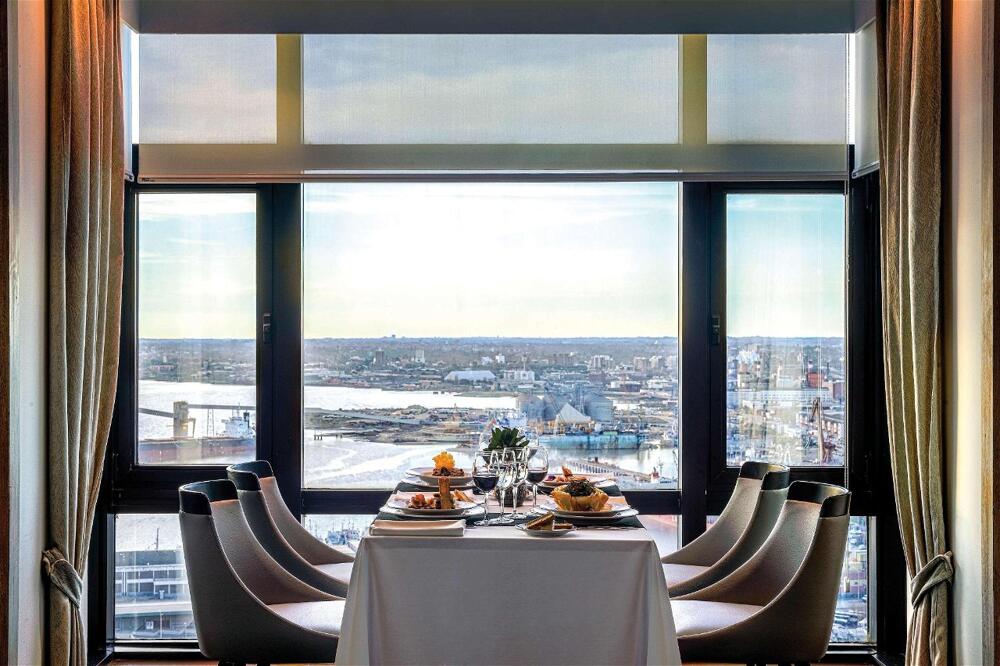 Foto de restauración de Hotel Radisson Montevideo Victoria Plaza