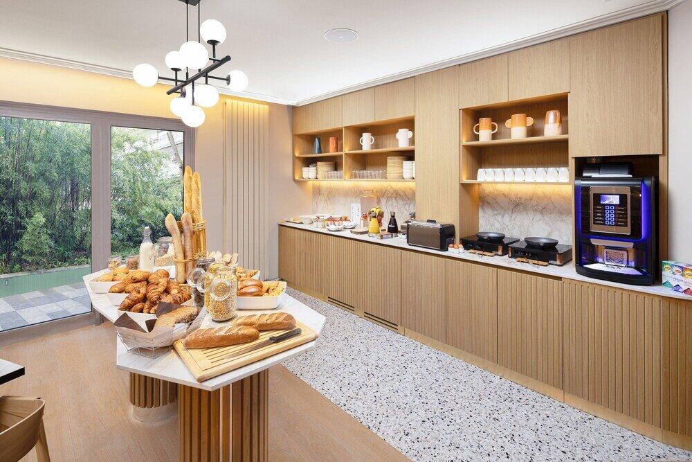 Foto de restauración de Aparthotel Citadines Didot Montparnasse