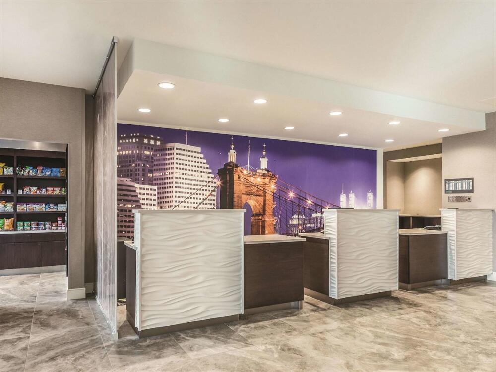 Foto de las zonas nobles de Hotel La Quinta by Wyndham Cincinnati Sharonville