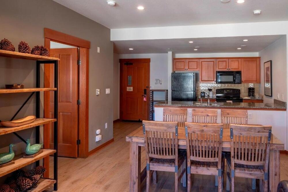 Foto de una habitación de The Village Lodge