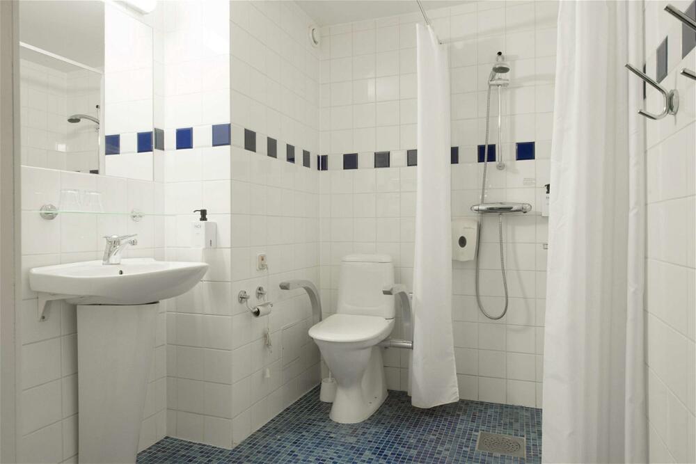 Foto del baño de Hotel Scandic Foresta