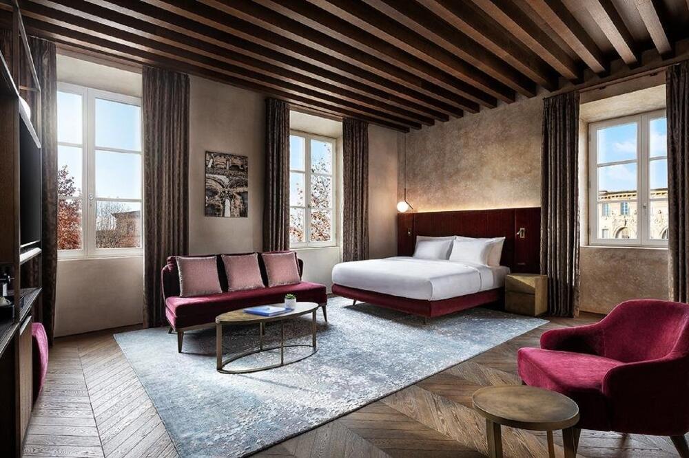Foto de una habitación de Hotel Grand Universe Lucca, Autograph Collection
