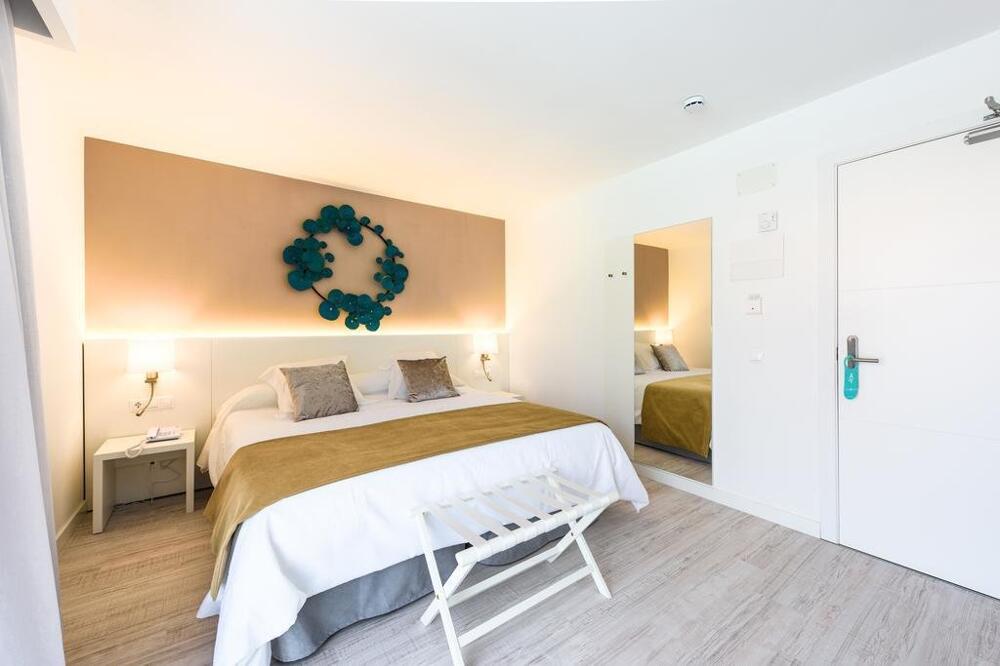 Foto general de Plaza Santa Ponsa Boutique Hotel - Adults Only