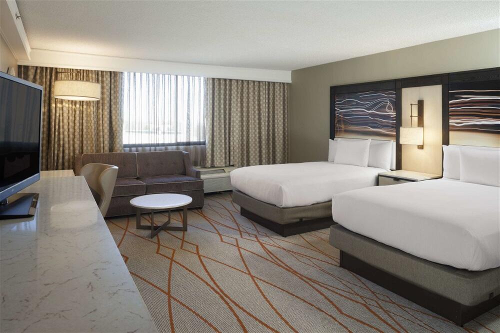 Room – DoubleTree By Hilton Hotel Denver Central Park