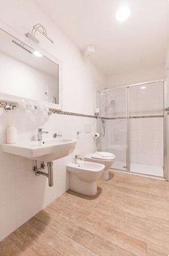Foto del baño de Affittacamere Casa Danè