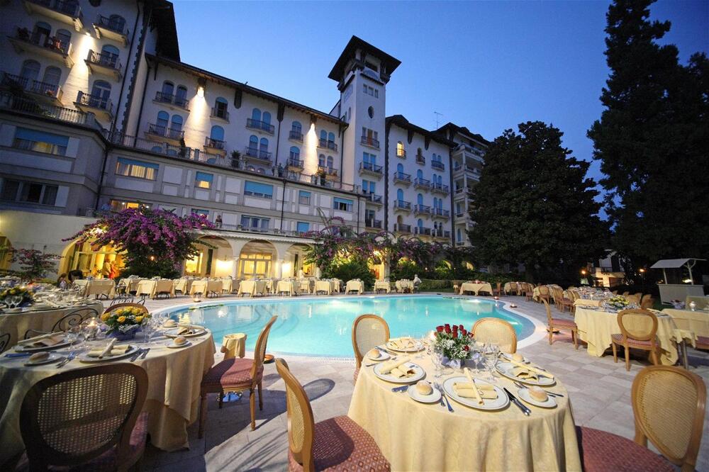 Foto del exterior de Hotel Savoy Palace
