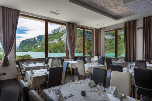 Foto de restauración de Grand Hotel Molveno