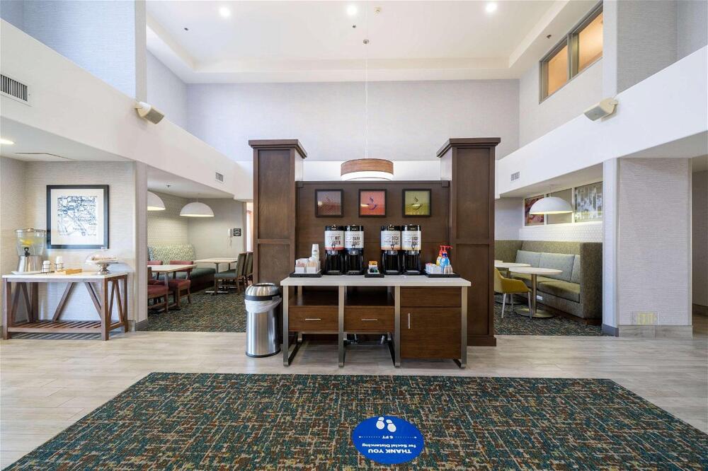 Foto general de Hotel Hampton Inn &amp;amp; Suites Modesto - Salida