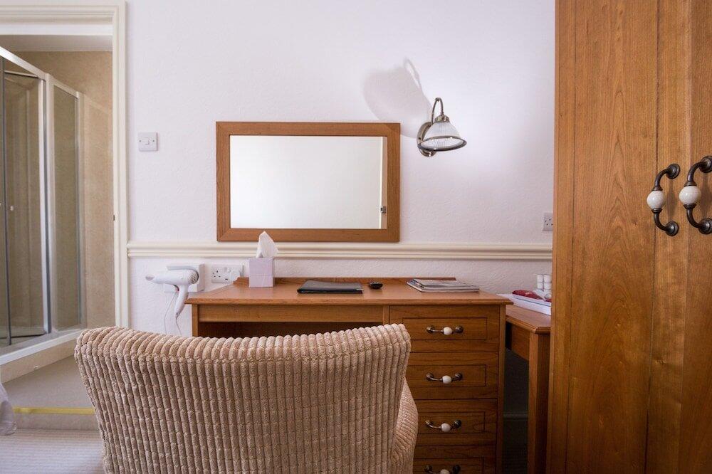 Foto de una habitación de The Queens Hotel