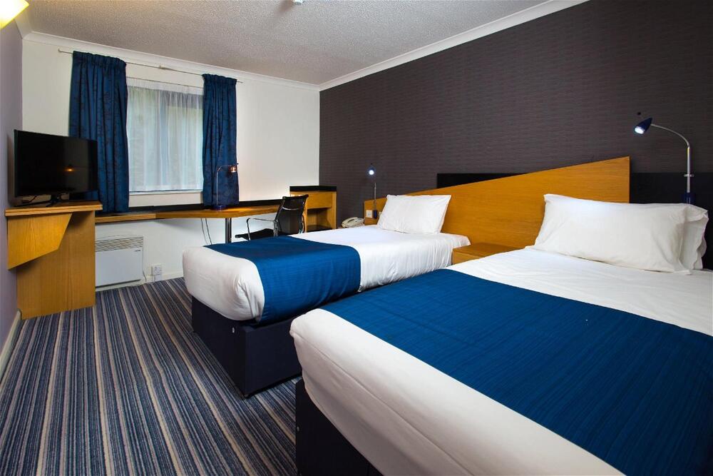 Foto de una habitación de Holiday Inn Express Northampton - South, an IHG Hotel