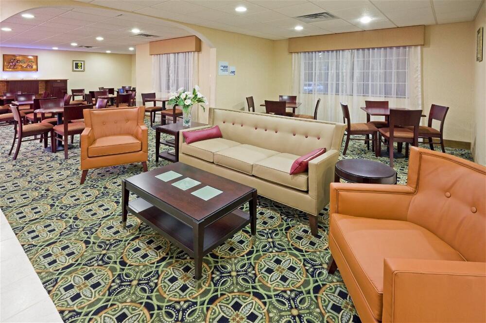 Foto general de Holiday Inn Express Absecon-Atlantic City Area, an IHG Hotel