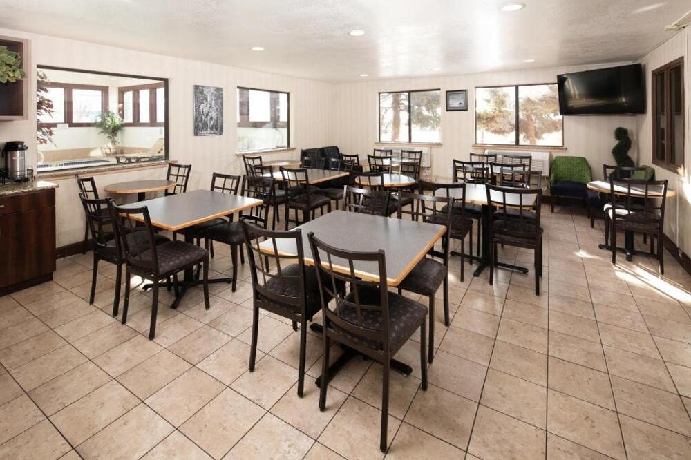Foto general de SYLO Hotel Denver Airport, a Ramada by Wyndham