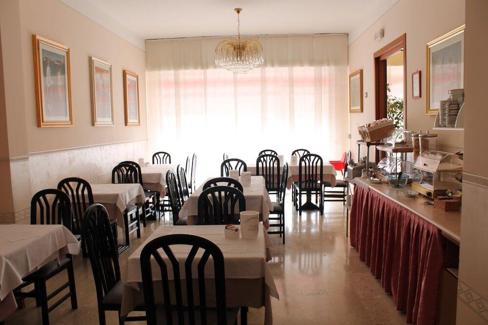 Foto de restauración de Hotel San Carlo