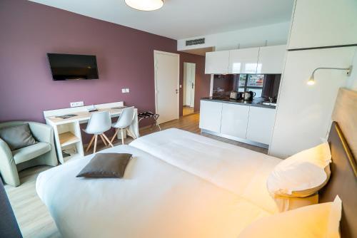 Foto de una habitación de Aparthotel All Suites Choisy Le Roi