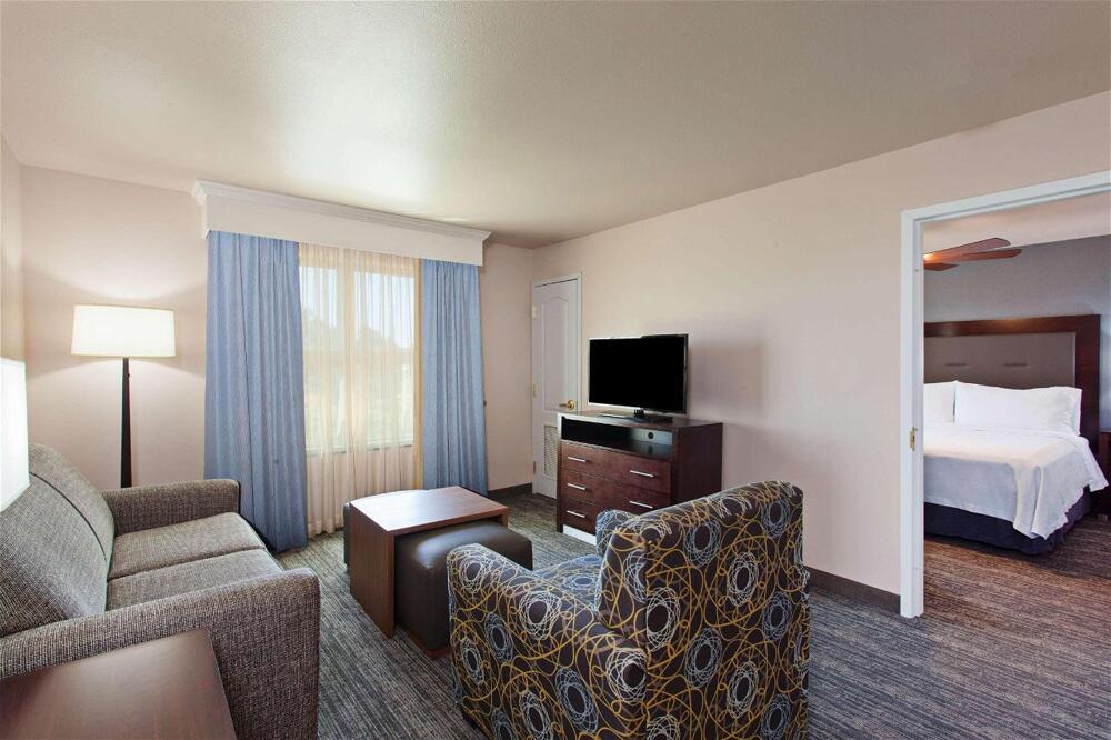 Room – Hotel Homewood Suites Fairfield-Napa Valley Area