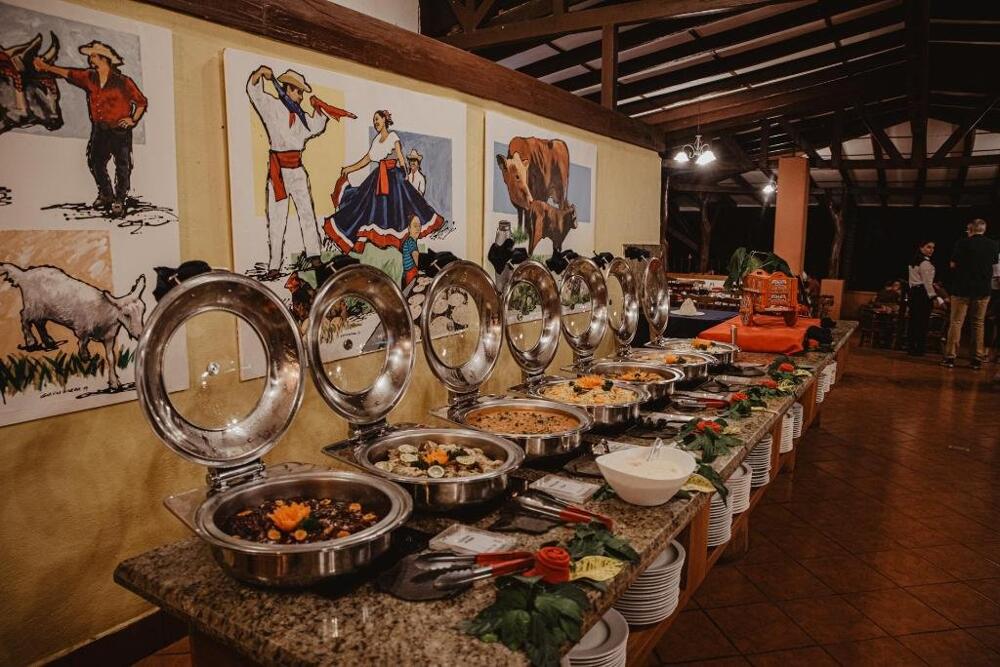 Foto general de Hotel Hacienda Guachipelin